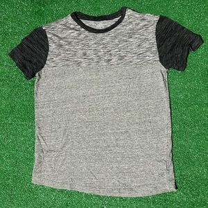 Md American Eagle shirt